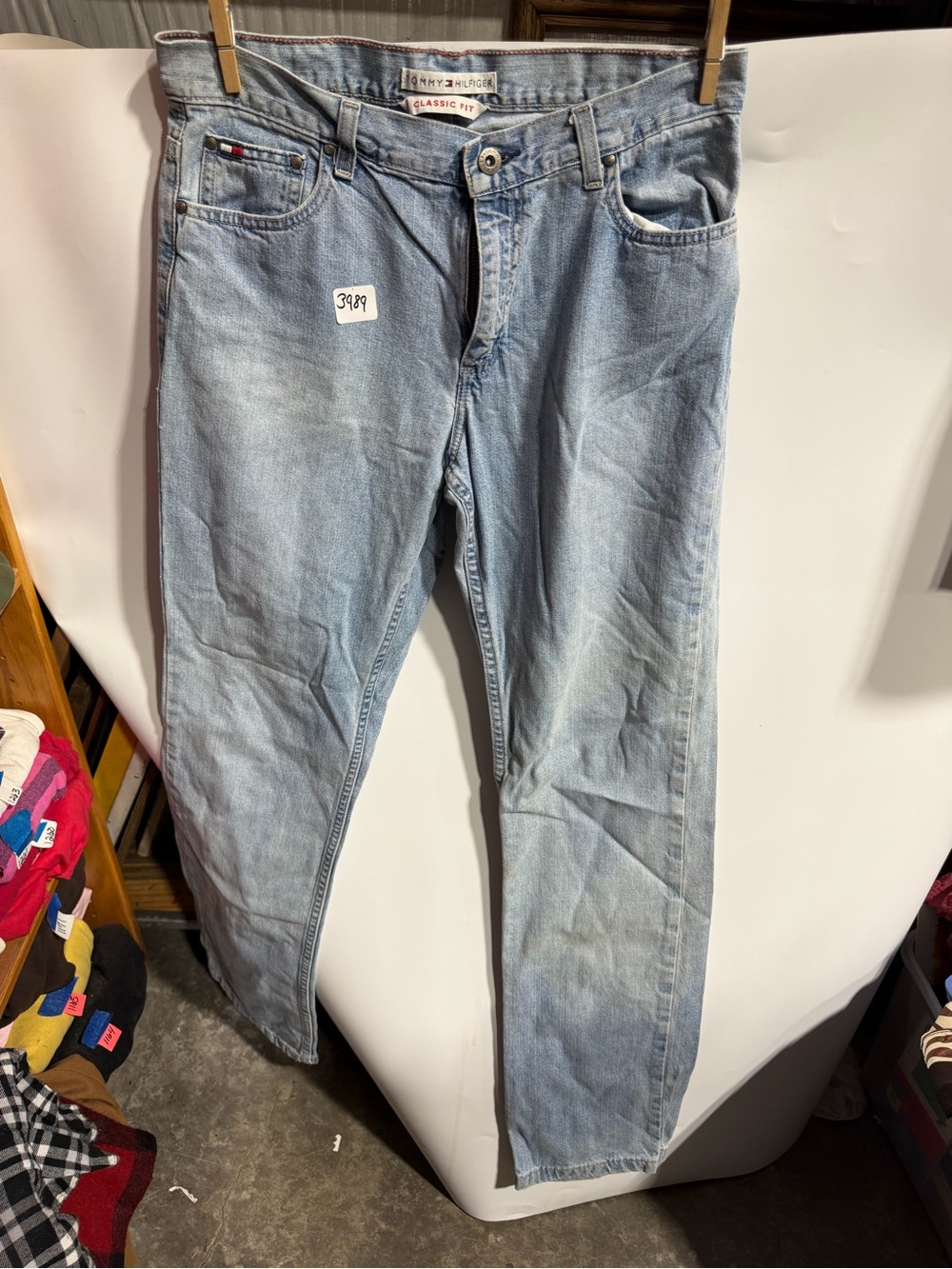 #3989-Tommy Hilfiger Light Wash Skinny Jeans